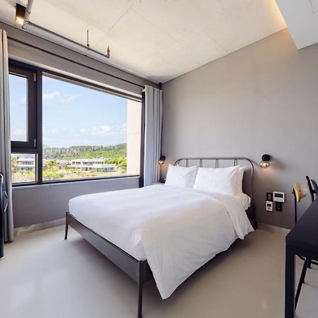 Snob Boutique Stay Seogwipo Bagian luar foto