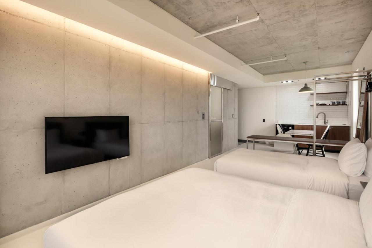 Snob Boutique Stay Seogwipo Bagian luar foto