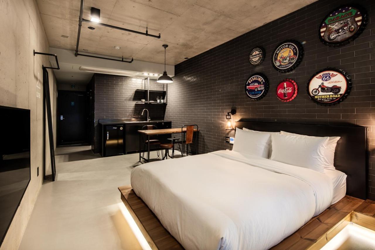 Snob Boutique Stay Seogwipo Bagian luar foto